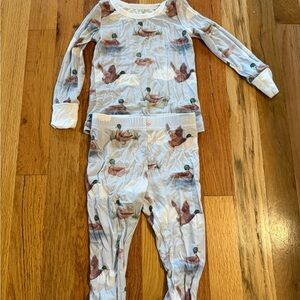Caden Lane Duck Print 12-1 Months Pajama Set - White and Brown